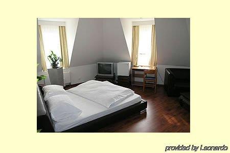 Hotel Regina Цюрих Номер фото